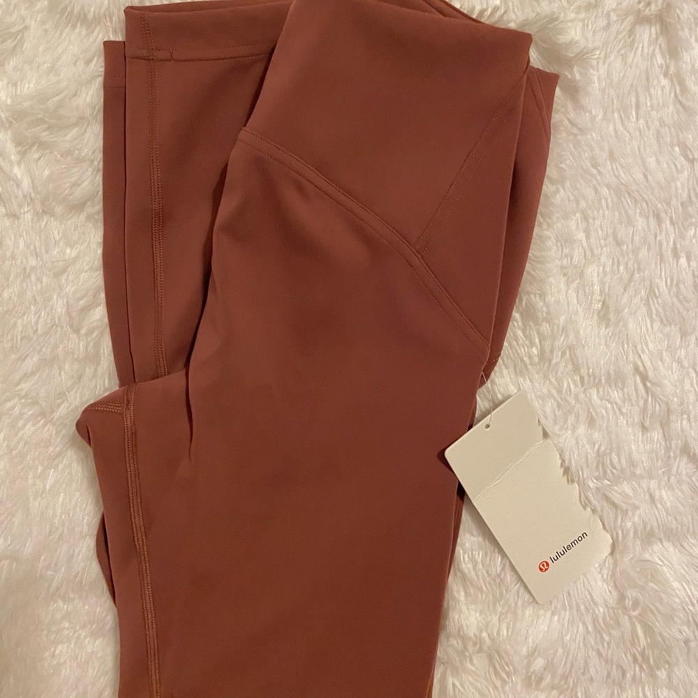 Lululemon InStill High Rise Leggings 25” - Picture 9 of 17